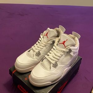 Air Jordan 4 Retro 'White Oreo'